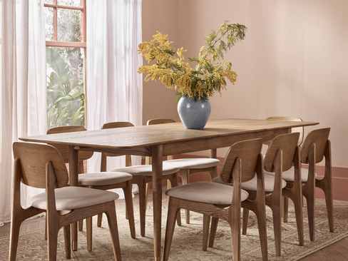 Contemporary vs. classic: How to choose the right dining table for your hosting space