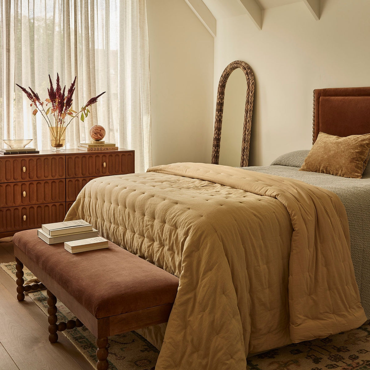 Oxford Upholstered Bench in Chocolate Velvet