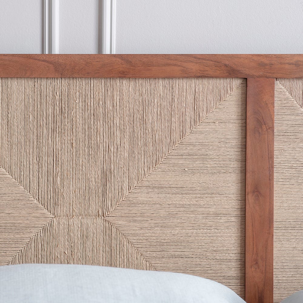 Maya Kingsize Bed