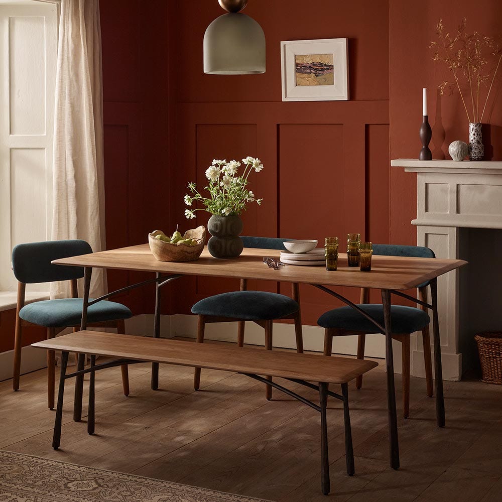 FRIDA DINING TABLE