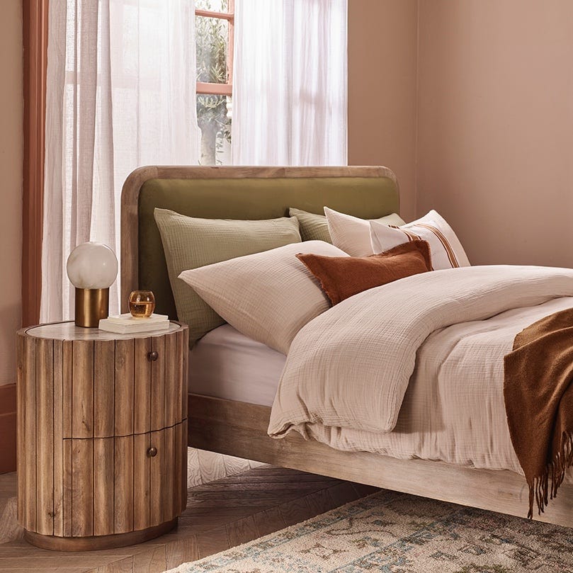 TREVISO BEDSIDE TABLE - NATURAL