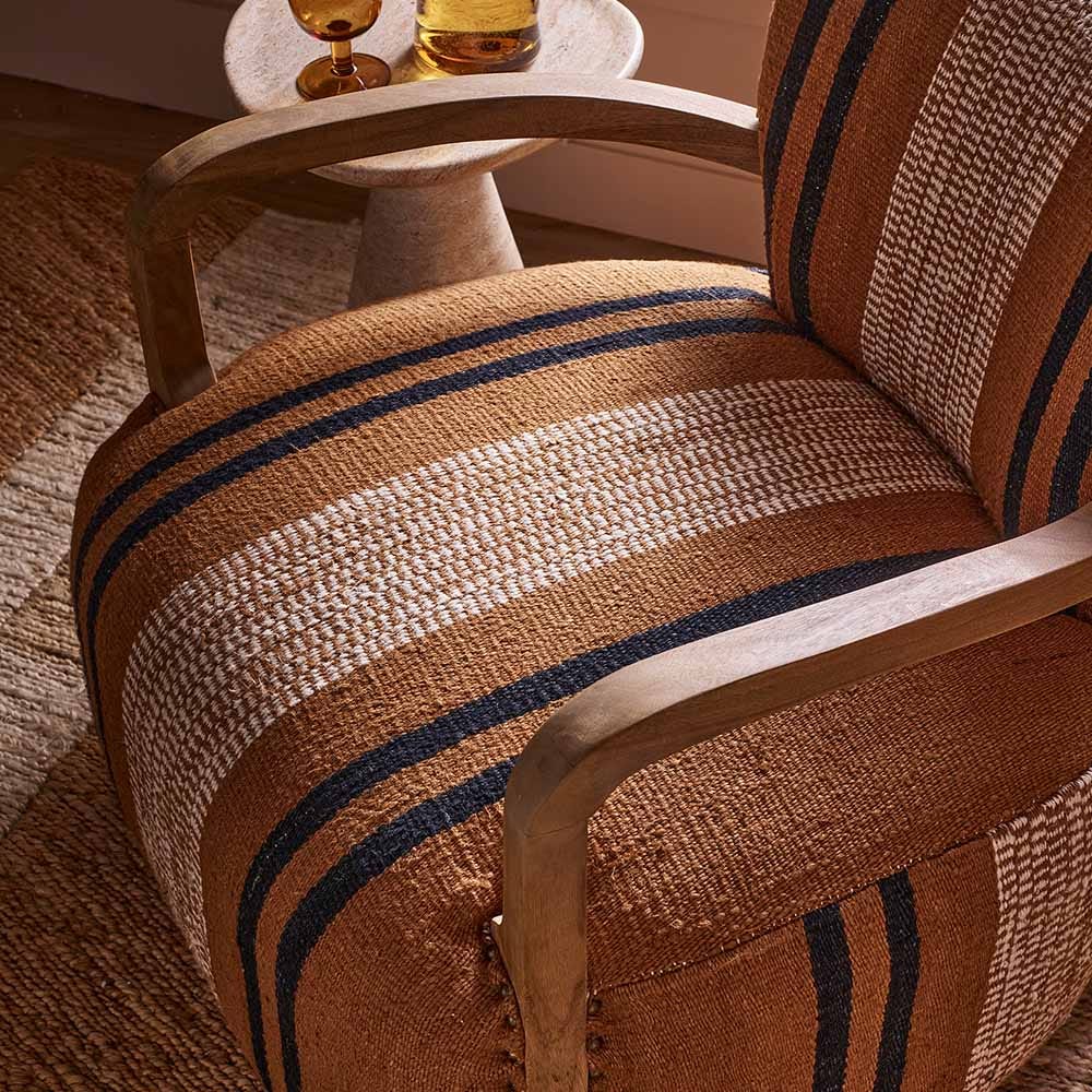 AVIATOR ARMCHAIR IN STRIPE RUG