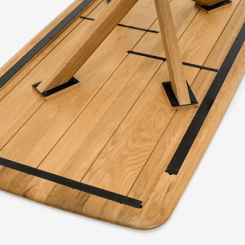 CRUZ OAK DINING TABLE