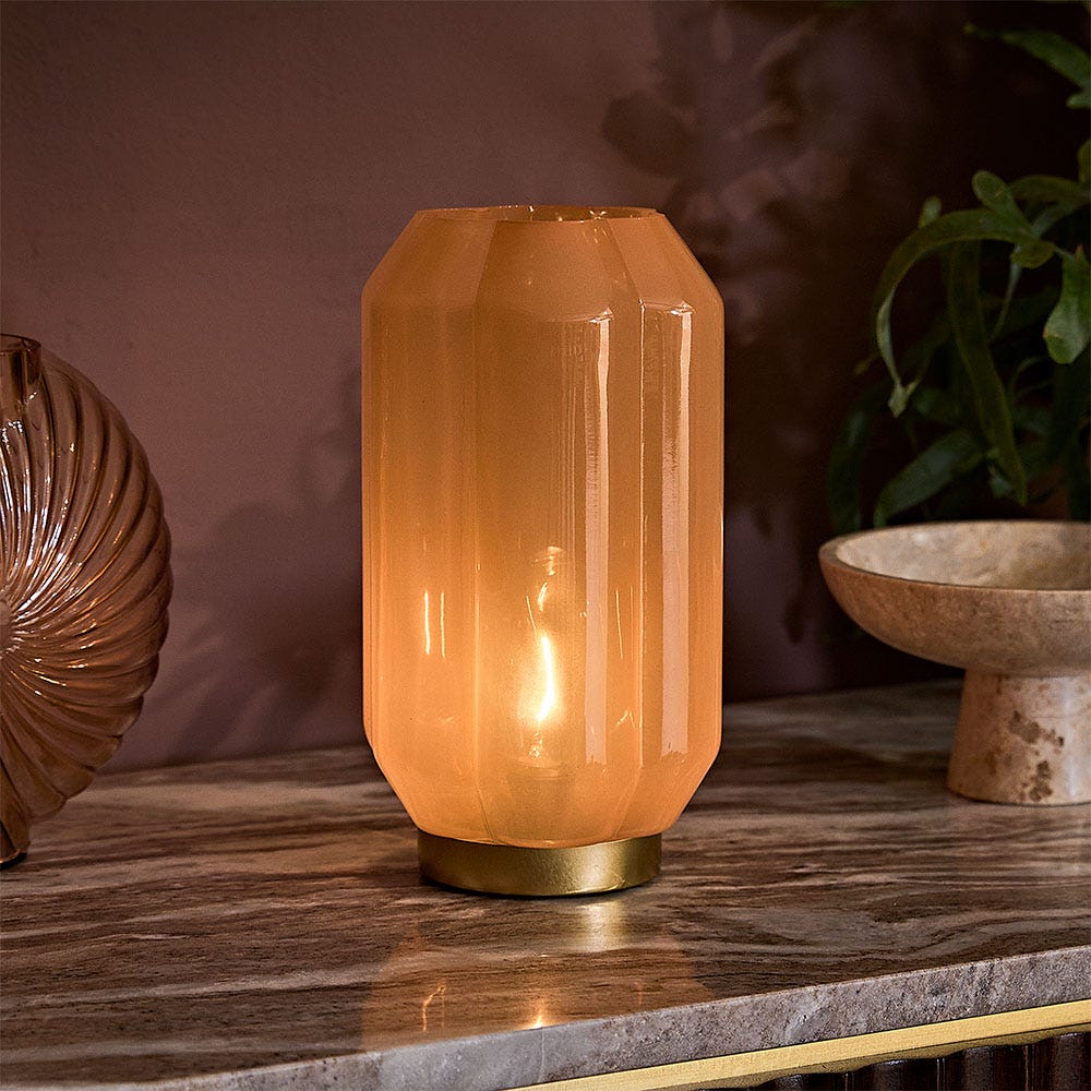 LETTY TABLE LAMP IN PEACH