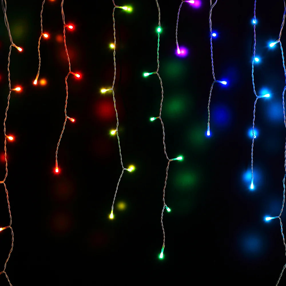 Spectrum 7m Remote Control Icicle Lights with White Cable