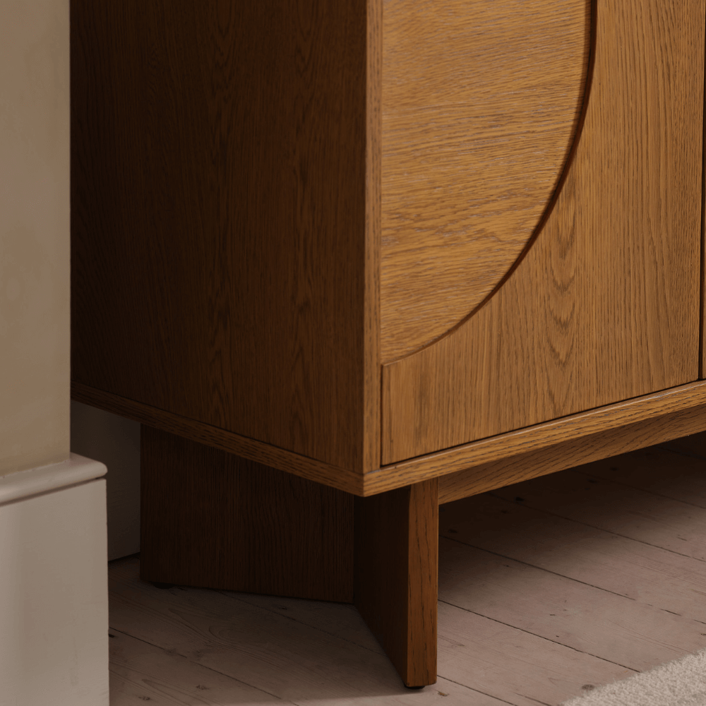 UMI SIDEBOARD
