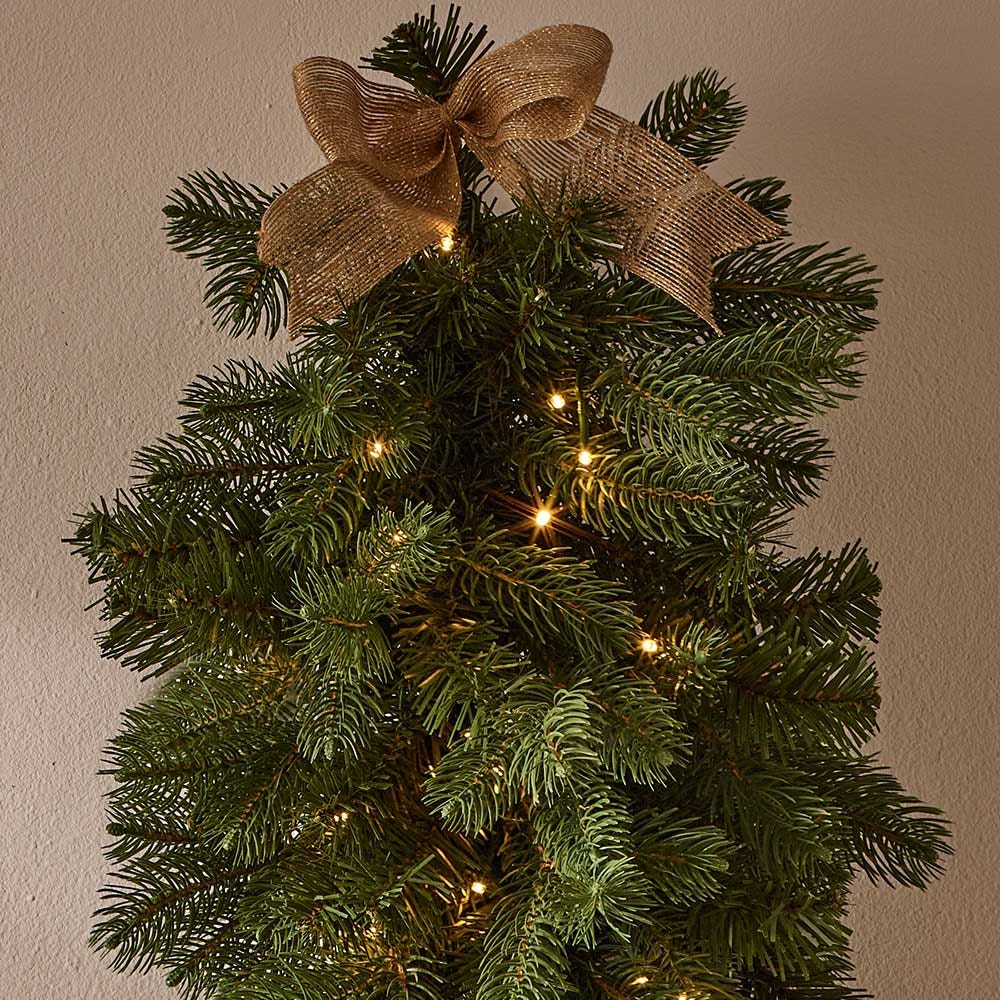 24" HIGHGROVE SPRUCE TEARDROP PRE LIT WREATH - 35 WW LED