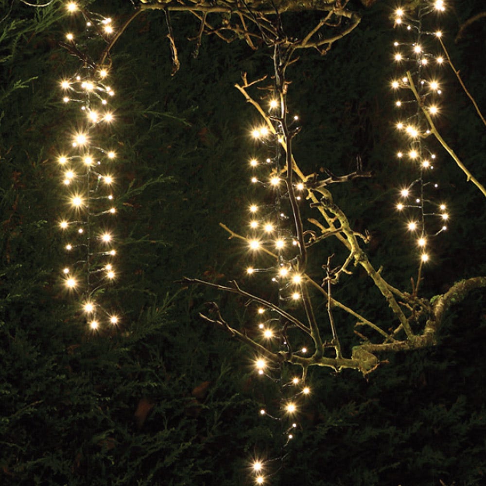 Outdoor Cascade Lights 6 Cluster Drops 1M