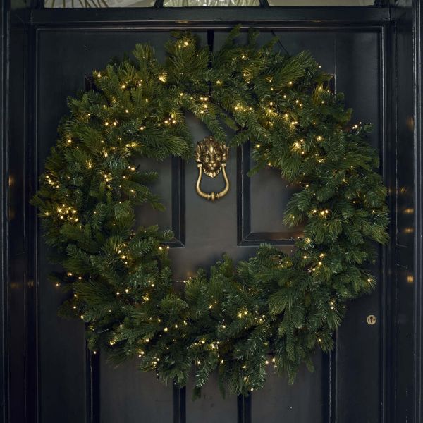 Indoor Outdoor Oversized Pre-lit Wreath - 100cm