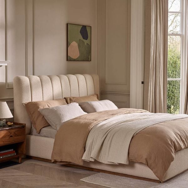 Sloane Kingsize Fluted Bed in Natural Boucle