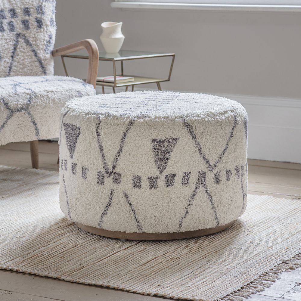 Rabbit footstool top