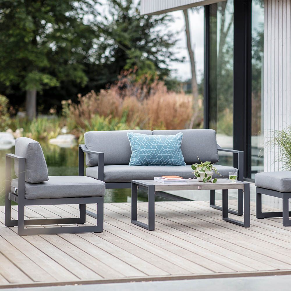 Metal shop lounge set