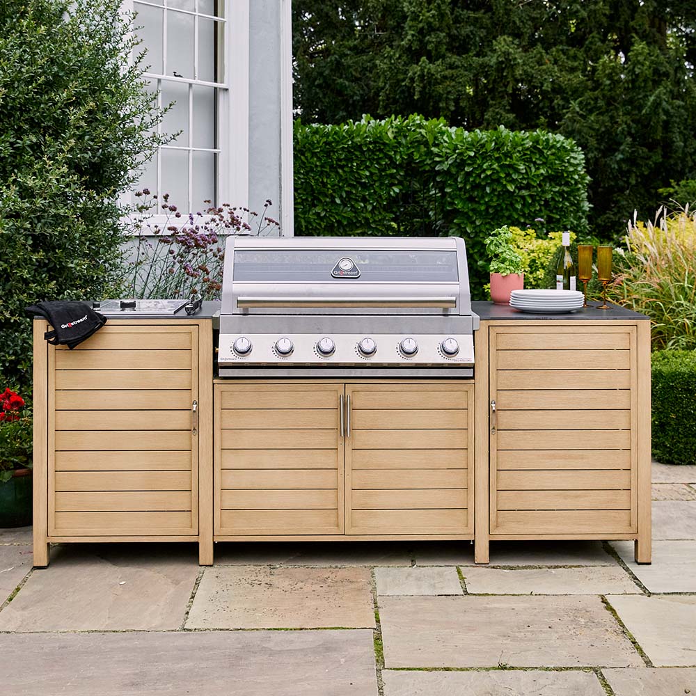 Paola 6 Burner Outdoor Kitchen