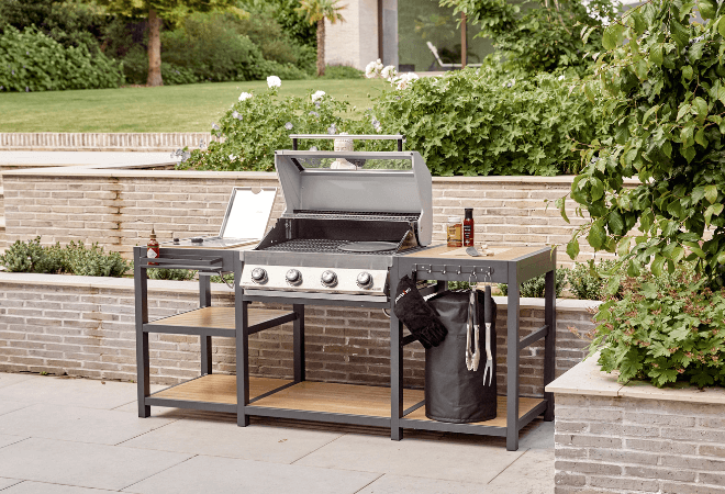 Outdoor Kitchens